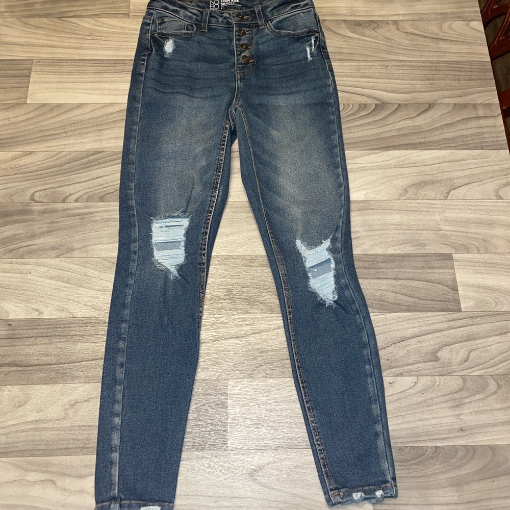 -NOBO -size 3 -blue jeans -high rise -four buttons -ripped
